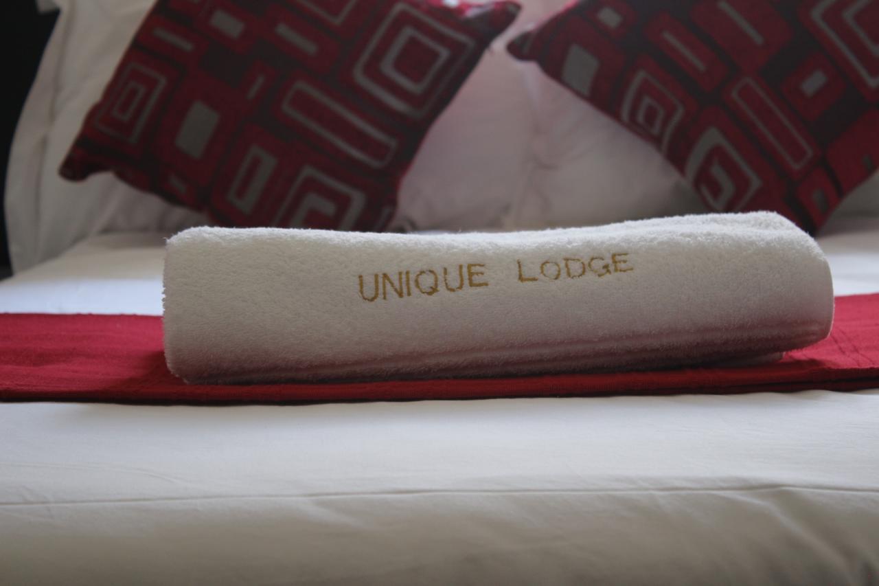 Unique Lodge Cape Town Exterior photo