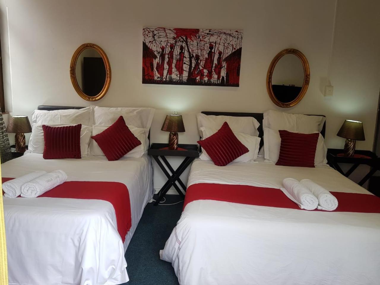 Unique Lodge Cape Town Exterior photo